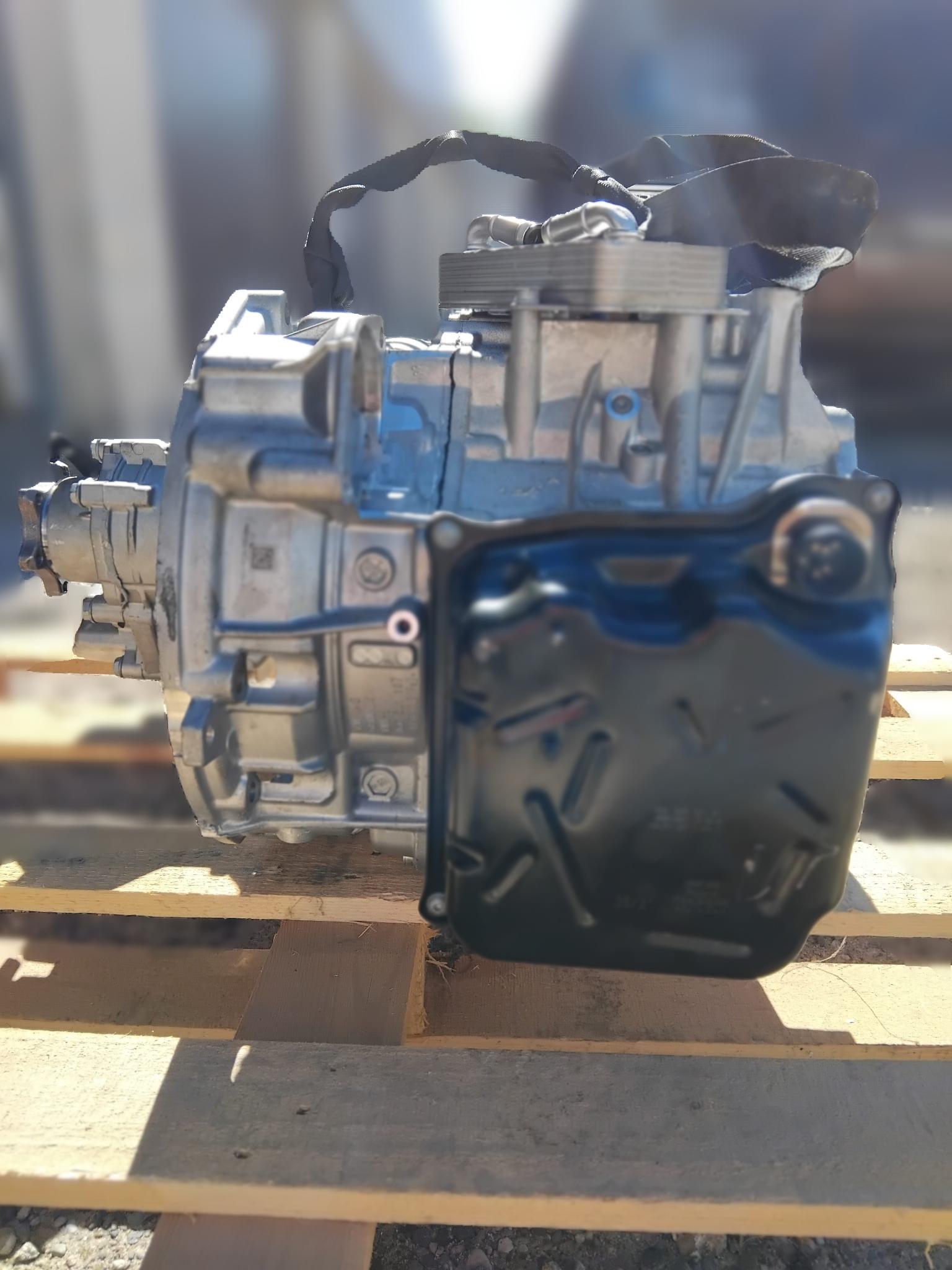 DQ381 UKH automatyczna skrzynia biegów NOWA - uszkodzona - obrazek 3